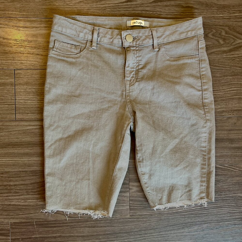 3-Pack Size 8 Cutoff Jean Shorts Bundle – Summer Adventure Ready! - Picture 7 of 9